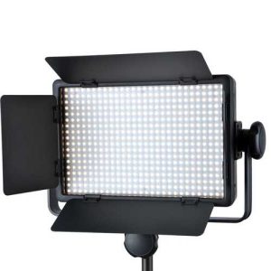 برسی پروژکتور گودکس Godox Video Light LED500C