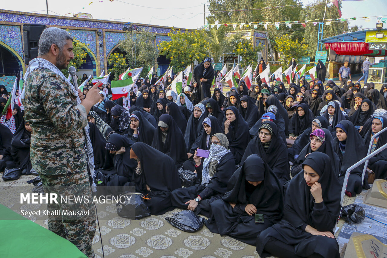 خادمی شهدا یک کار مقدس است - خبرگزاری مهر | اخبار ایران و جهان